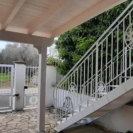 Domus Sole דירה *